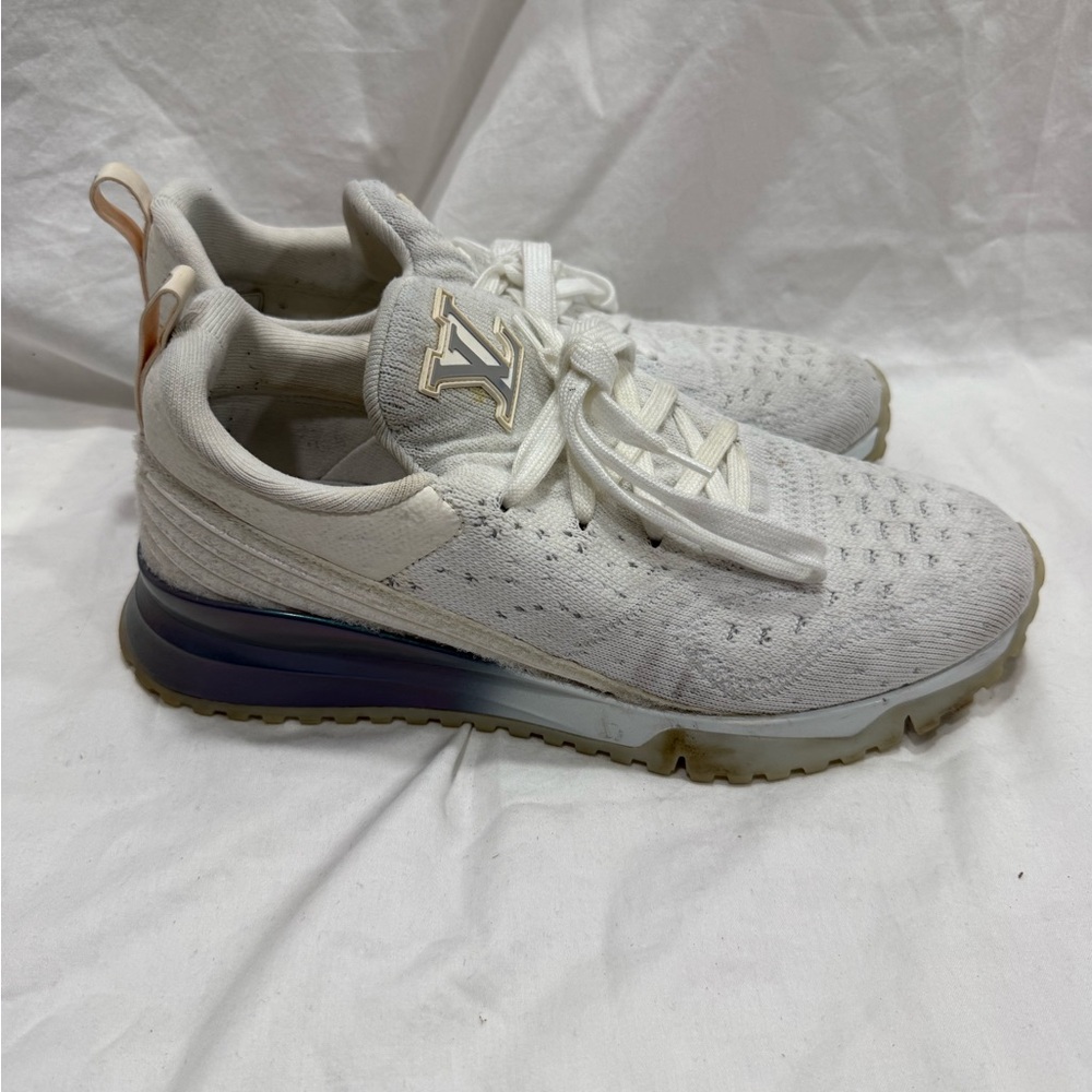 Men’s Louis Vuitton VNR Sneaker - Picture 4 of 14